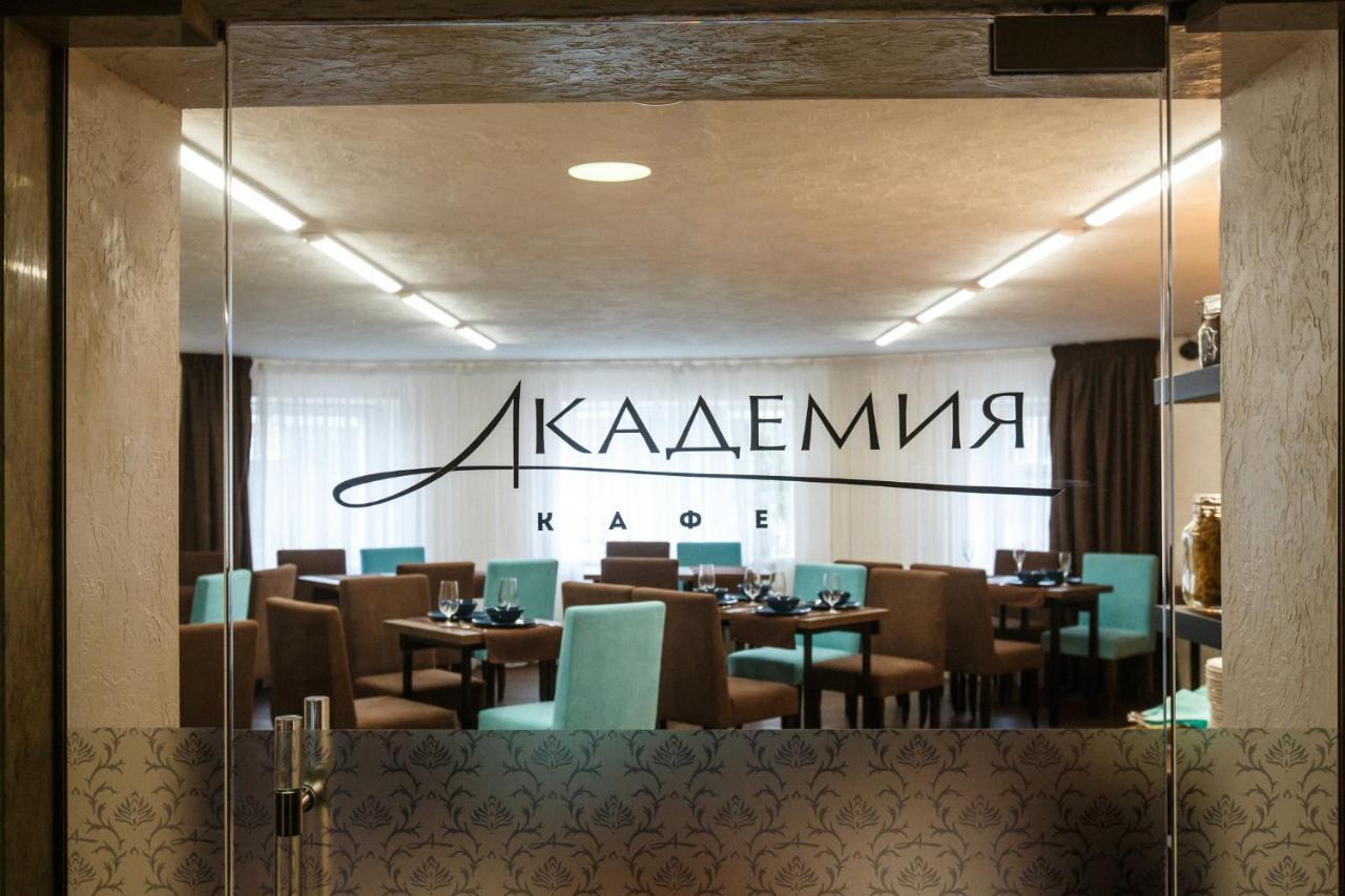 Hôtel Akademia à St Pétersbourg Extérieur photo